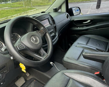 Мерседес Вито 2016 в Львове на Automoto.ua Черный Мерседес Вито, объемом двигателя 2.2 л и пробегом 185 тыс. км за 20900 $, фото 7 на Automoto.ua