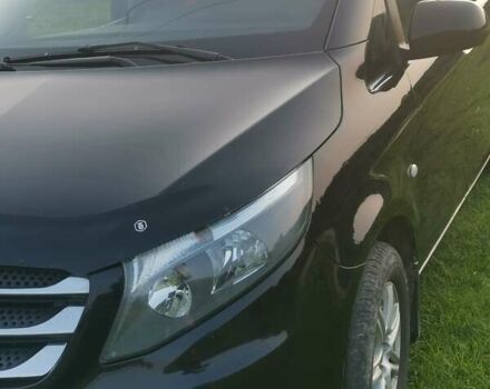 Черный Мерседес Вито, объемом двигателя 2.14 л и пробегом 296 тыс. км за 18700 $, фото 3 на Automoto.ua