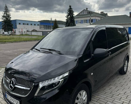 Мерседес Вито 2016 в Львове на Automoto.ua Черный Мерседес Вито, объемом двигателя 2.2 л и пробегом 185 тыс. км за 20900 $, фото 5 на Automoto.ua