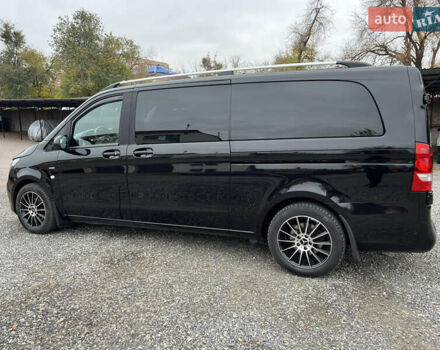 Черный Мерседес Вито, объемом двигателя 2.14 л и пробегом 288 тыс. км за 28500 $, фото 9 на Automoto.ua