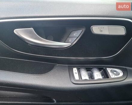 Чорний Мерседес Віто, об'ємом двигуна 2.15 л та пробігом 272 тис. км за 29500 $, фото 8 на Automoto.ua