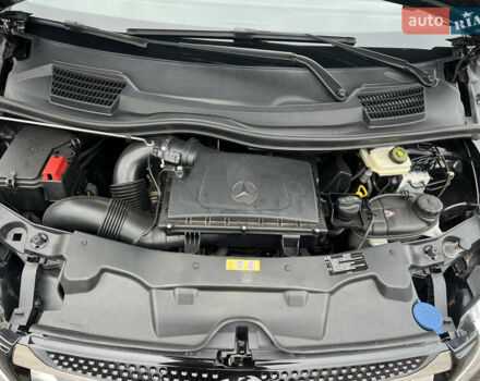 Черный Мерседес Вито, объемом двигателя 2.14 л и пробегом 288 тыс. км за 28500 $, фото 16 на Automoto.ua