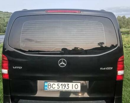Черный Мерседес Вито, объемом двигателя 2.14 л и пробегом 296 тыс. км за 18700 $, фото 4 на Automoto.ua