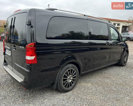 Черный Мерседес Вито, объемом двигателя 2.14 л и пробегом 288 тыс. км за 28500 $, фото 6 на Automoto.ua