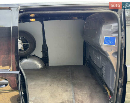 Мерседес Вито 2016 в Львове на Automoto.ua Черный Мерседес Вито, объемом двигателя 2.2 л и пробегом 185 тыс. км за 20900 $, фото 14 на Automoto.ua