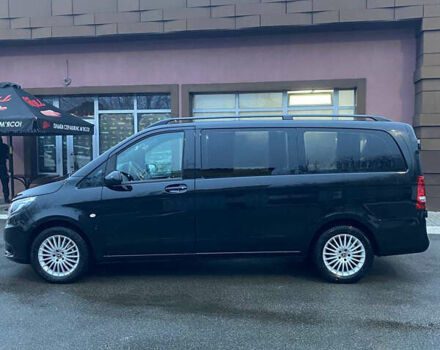 Черный Мерседес Вито, объемом двигателя 2.14 л и пробегом 253 тыс. км за 32000 $, фото 1 на Automoto.ua