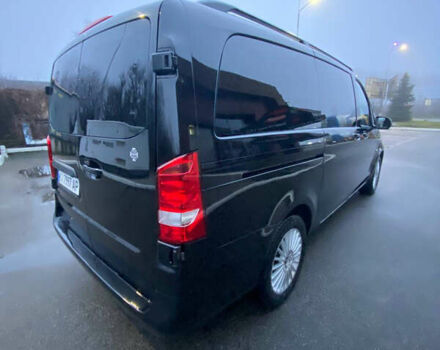 Черный Мерседес Вито, объемом двигателя 2.14 л и пробегом 253 тыс. км за 32000 $, фото 4 на Automoto.ua