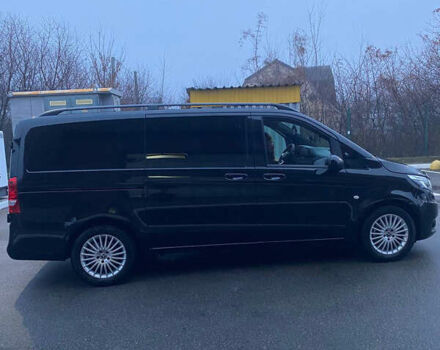 Черный Мерседес Вито, объемом двигателя 2.14 л и пробегом 253 тыс. км за 32000 $, фото 5 на Automoto.ua