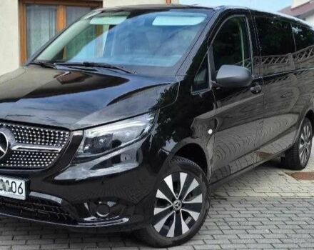 Чорний Мерседес Віто, об'ємом двигуна 2.2 л та пробігом 103 тис. км за 15400 $, фото 1 на Automoto.ua