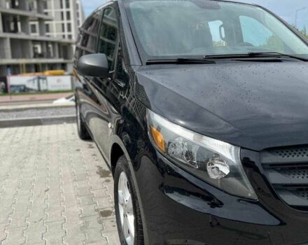 Черный Мерседес Вито, объемом двигателя 2 л и пробегом 136 тыс. км за 17200 $, фото 4 на Automoto.ua