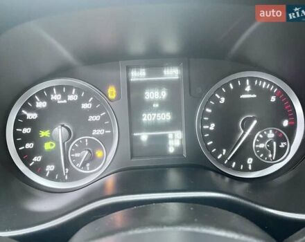 Мерседес Віто 2019 у Івано-Франківську на Automoto.ua Чорний Мерседес Віто, об'ємом двигуна 2 л та пробігом 200 тис. км за 32500 $, фото 23 на Automoto.ua