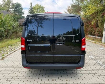 Чорний Мерседес Віто, об'ємом двигуна 2 л та пробігом 37 тис. км за 14000 $, фото 6 на Automoto.ua