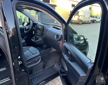 Черный Мерседес Вито, объемом двигателя 2 л и пробегом 48 тыс. км за 13900 $, фото 7 на Automoto.ua