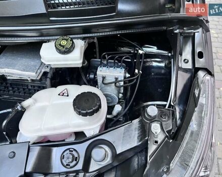 Мерседес Віто 2019 у Івано-Франківську на Automoto.ua Чорний Мерседес Віто, об'ємом двигуна 2 л та пробігом 200 тис. км за 32500 $, фото 51 на Automoto.ua