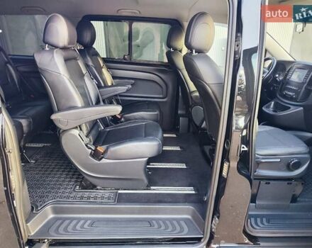 Черный Мерседес Вито, объемом двигателя 2 л и пробегом 244 тыс. км за 38450 $, фото 41 на Automoto.ua