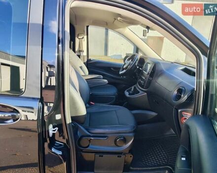 Черный Мерседес Вито, объемом двигателя 2 л и пробегом 244 тыс. км за 38450 $, фото 49 на Automoto.ua