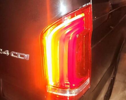 Черный Мерседес Вито, объемом двигателя 2 л и пробегом 244 тыс. км за 38450 $, фото 74 на Automoto.ua