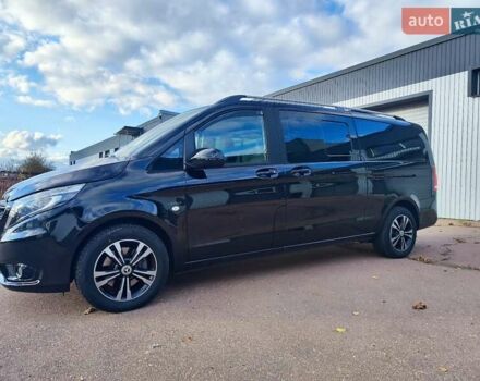 Черный Мерседес Вито, объемом двигателя 2 л и пробегом 244 тыс. км за 38450 $, фото 26 на Automoto.ua