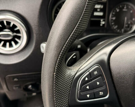 Черный Мерседес Вито, объемом двигателя 2.2 л и пробегом 250 тыс. км за 28000 $, фото 21 на Automoto.ua