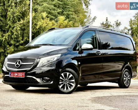 Черный Мерседес Вито, объемом двигателя 2.2 л и пробегом 250 тыс. км за 28000 $, фото 64 на Automoto.ua