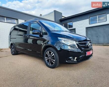 Черный Мерседес Вито, объемом двигателя 2 л и пробегом 244 тыс. км за 38450 $, фото 10 на Automoto.ua
