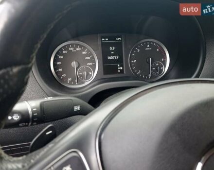 Черный Мерседес Вито, объемом двигателя 2.2 л и пробегом 160 тыс. км за 32000 $, фото 10 на Automoto.ua