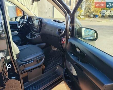 Черный Мерседес Вито, объемом двигателя 2 л и пробегом 244 тыс. км за 38450 $, фото 47 на Automoto.ua