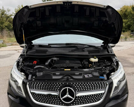 Черный Мерседес Вито, объемом двигателя 2.2 л и пробегом 250 тыс. км за 28000 $, фото 43 на Automoto.ua