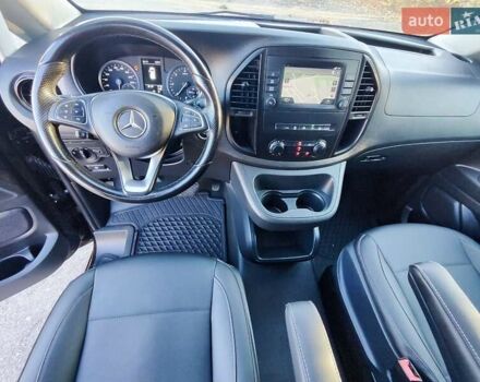 Черный Мерседес Вито, объемом двигателя 2 л и пробегом 244 тыс. км за 38450 $, фото 68 на Automoto.ua