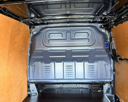 Черный Мерседес Вито, объемом двигателя 2.2 л и пробегом 250 тыс. км за 28000 $, фото 36 на Automoto.ua