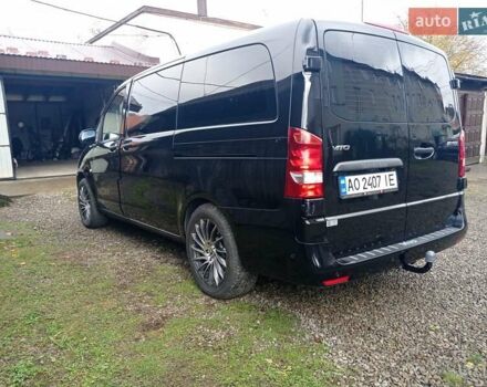 Черный Мерседес Вито, объемом двигателя 2.2 л и пробегом 160 тыс. км за 32000 $, фото 7 на Automoto.ua