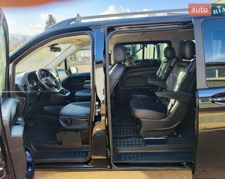 Черный Мерседес Вито, объемом двигателя 2 л и пробегом 244 тыс. км за 38450 $, фото 45 на Automoto.ua