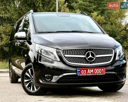 Черный Мерседес Вито, объемом двигателя 2.2 л и пробегом 250 тыс. км за 28000 $, фото 49 на Automoto.ua