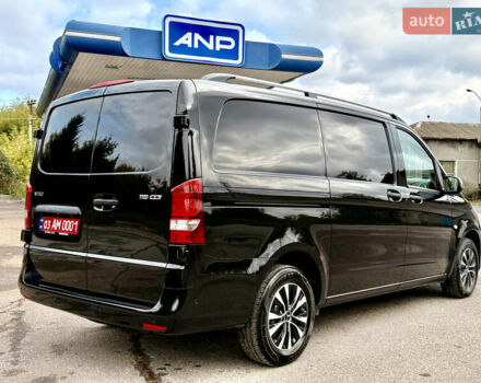 Черный Мерседес Вито, объемом двигателя 2.2 л и пробегом 250 тыс. км за 28000 $, фото 56 на Automoto.ua