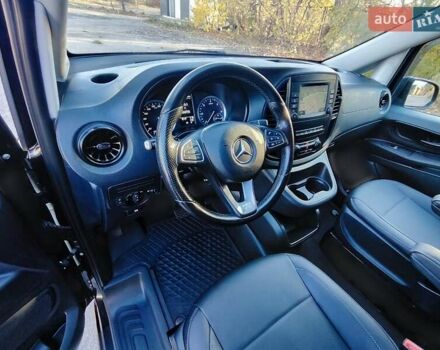 Черный Мерседес Вито, объемом двигателя 2 л и пробегом 244 тыс. км за 38450 $, фото 67 на Automoto.ua