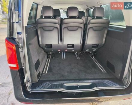 Черный Мерседес Вито, объемом двигателя 2 л и пробегом 244 тыс. км за 38450 $, фото 61 на Automoto.ua