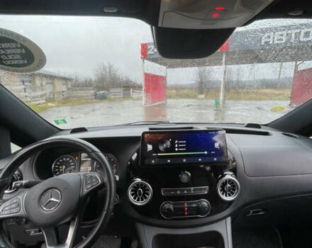 Черный Мерседес Вито, объемом двигателя 1.95 л и пробегом 191 тыс. км за 35999 $, фото 10 на Automoto.ua