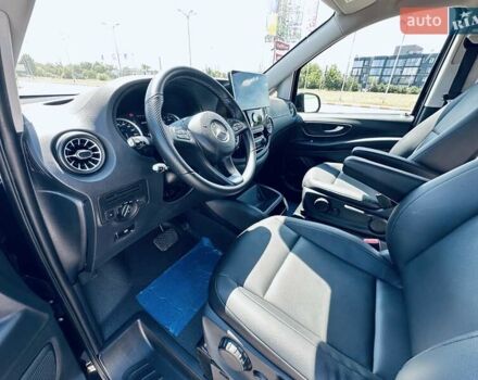 Чорний Мерседес Віто, об'ємом двигуна 1.95 л та пробігом 137 тис. км за 39800 $, фото 25 на Automoto.ua