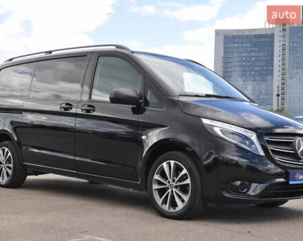 Чорний Мерседес Віто, об'ємом двигуна 1.95 л та пробігом 250 тис. км за 27800 $, фото 3 на Automoto.ua
