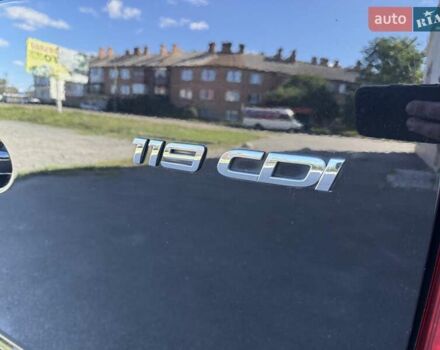 Черный Мерседес Вито, объемом двигателя 1.95 л и пробегом 225 тыс. км за 35500 $, фото 9 на Automoto.ua