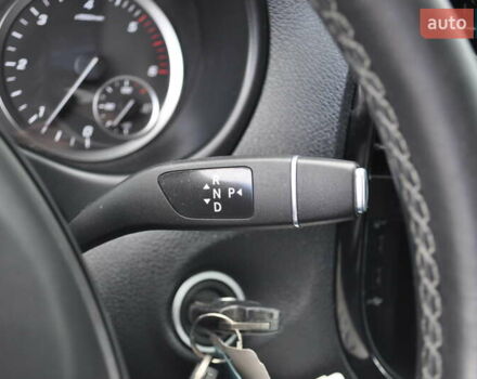 Чорний Мерседес Віто, об'ємом двигуна 1.95 л та пробігом 250 тис. км за 27800 $, фото 40 на Automoto.ua