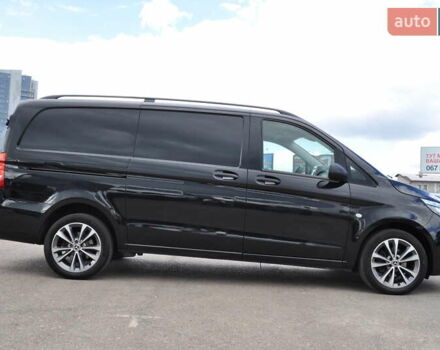 Чорний Мерседес Віто, об'ємом двигуна 1.95 л та пробігом 250 тис. км за 27800 $, фото 4 на Automoto.ua