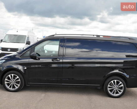 Чорний Мерседес Віто, об'ємом двигуна 1.95 л та пробігом 250 тис. км за 27800 $, фото 11 на Automoto.ua