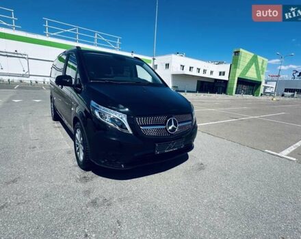 Чорний Мерседес Віто, об'ємом двигуна 1.95 л та пробігом 137 тис. км за 39800 $, фото 4 на Automoto.ua