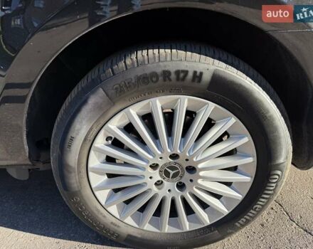 Черный Мерседес Вито, объемом двигателя 1.95 л и пробегом 225 тыс. км за 35500 $, фото 36 на Automoto.ua