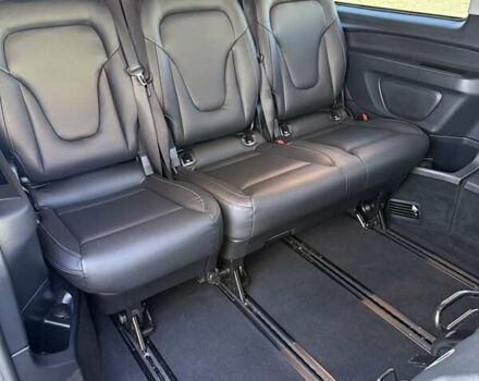 Черный Мерседес Вито, объемом двигателя 1.95 л и пробегом 225 тыс. км за 35500 $, фото 26 на Automoto.ua