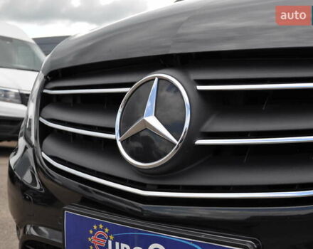 Чорний Мерседес Віто, об'ємом двигуна 1.95 л та пробігом 250 тис. км за 27800 $, фото 14 на Automoto.ua
