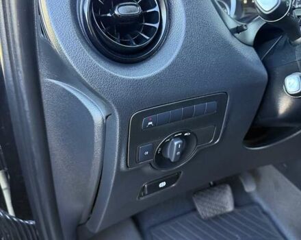 Черный Мерседес Вито, объемом двигателя 1.95 л и пробегом 225 тыс. км за 35500 $, фото 10 на Automoto.ua