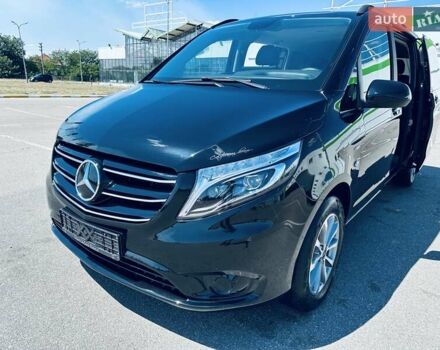 Чорний Мерседес Віто, об'ємом двигуна 1.95 л та пробігом 137 тис. км за 39800 $, фото 13 на Automoto.ua
