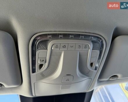 Черный Мерседес Вито, объемом двигателя 1.95 л и пробегом 225 тыс. км за 35500 $, фото 42 на Automoto.ua